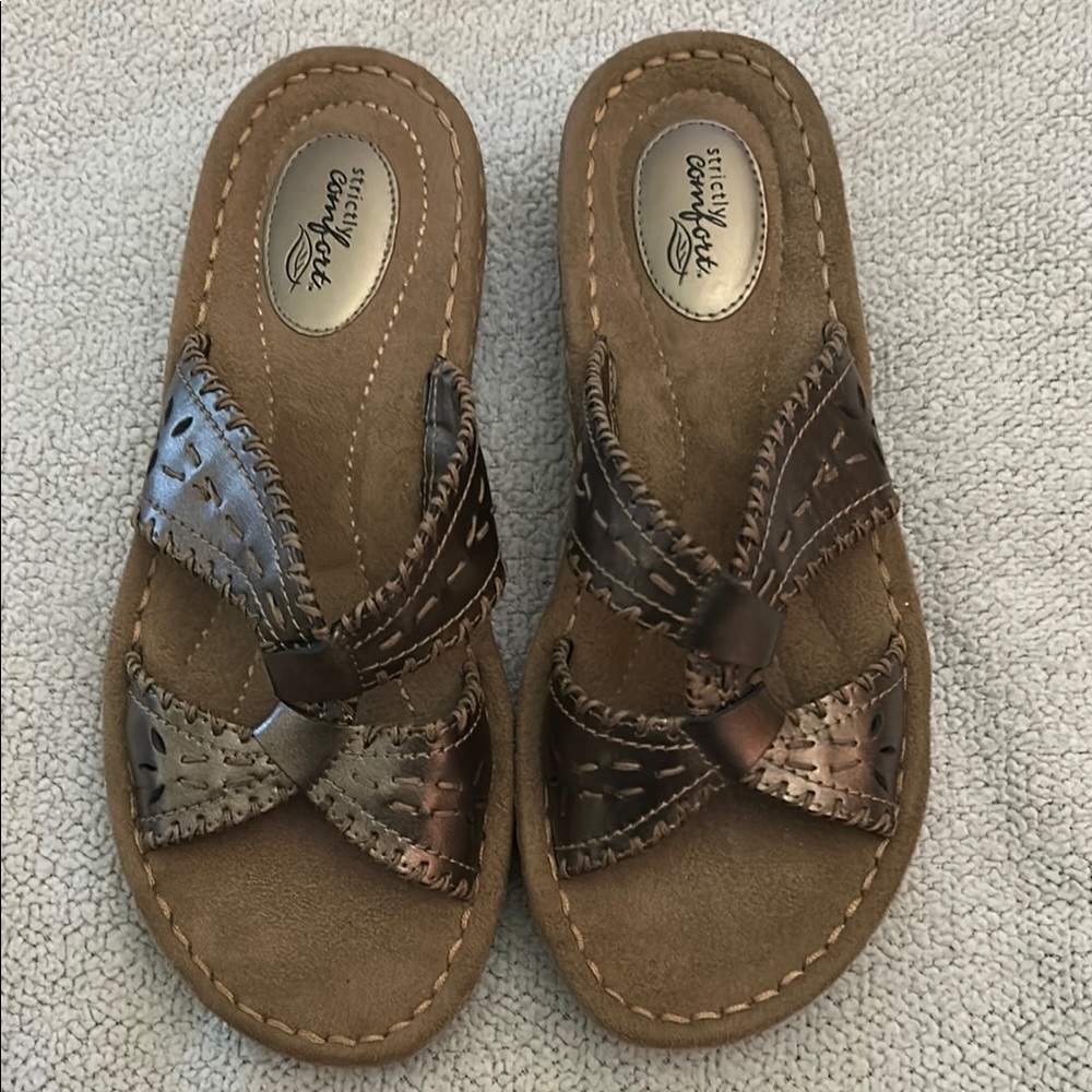 Strictly Comfort Women's Brown and Tan Sandals